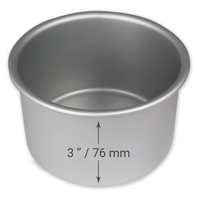 Non Stick - 12 Cup Mini Square Cake Pan (35 x 26.5 x 3cm / 13.8 x 10.4 x  1.2”)